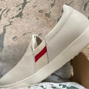 Sz8 Buy 🇨🇦 Roots shoe perfection 🤩 Annex cabin slip on loafer flat…